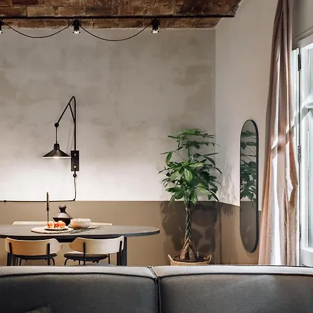 Sabre - 2 Bedrooms And Office In Gracia * Barcelona